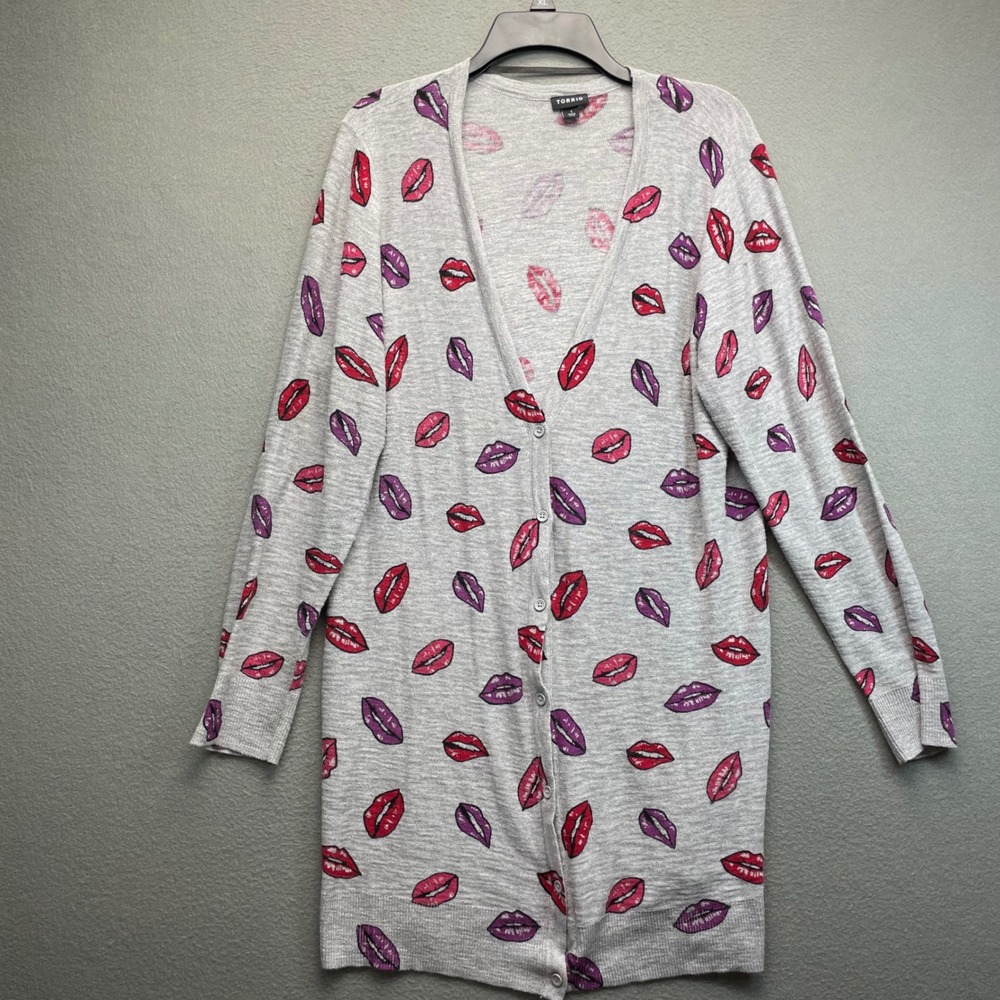 Torrid Women Cardigan Gray Lips Print Cotton Size 1 Longline Novelty Sweater